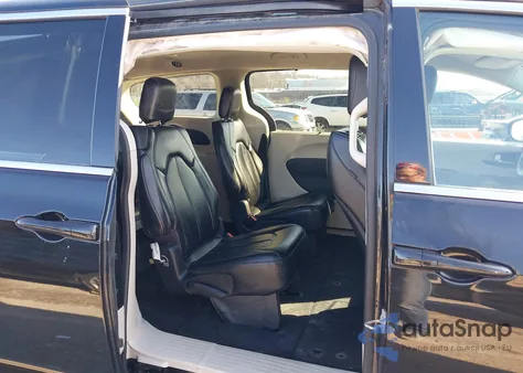 2020 Chrysler Voyager Lxi из США, поврежденный, VIN 2C4RC1DG6LR145193